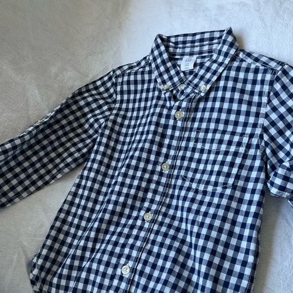 Gap  Shirts 3T toddlers - Picture 3 of 9